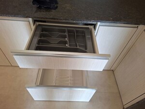 Furnished Amenities in 2 BHK Apartment at Indiabulls One Indiabulls, Pokhran Road No Two – for Rent