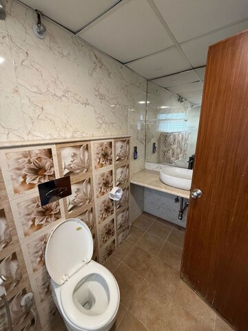 Bathroom in 3 BHK Apartment at Sindhi Colony – for Rent