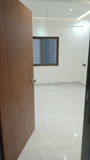 Room in 2 BHK Apartment at Palm Atlantis, Wagholi – for Rent