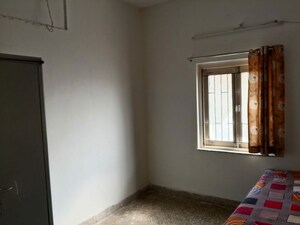 Room in 2 BHK Apartment at Paldi – for Rent