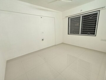 Room in 2 BHK Apartment at Sukhwani Hermosa Casa, Mundhwa – for Sale
