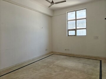  Industrial Plot – Exterior View View at Sector 63 - for Rent