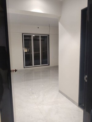 Room in 2 BHK Apartment at Halima Apartment, Madanpura – for Sale