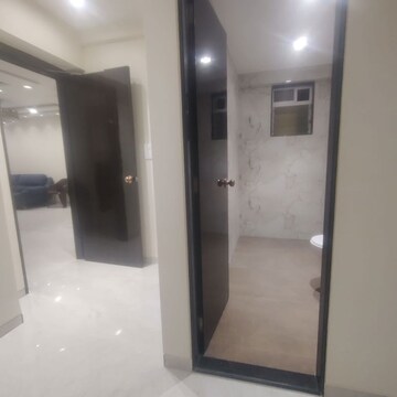 Room in 2 BHK Apartment at Halima Apartment, Madanpura – for Sale