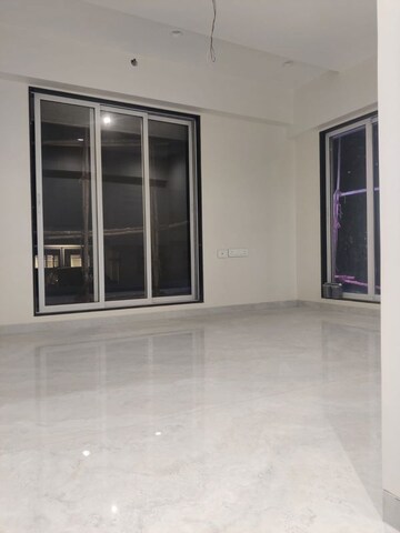 Room in 2 BHK Apartment at Halima Apartment, Madanpura – for Sale