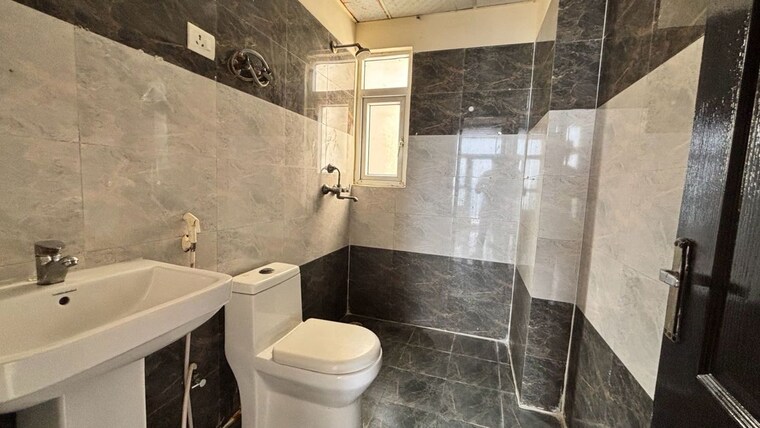 Bathroom, angel-jupiter 3 Bedroom 902 Sq.Ft. Apartment In Ahinsa Khand 2 Ghaziabad 9947988