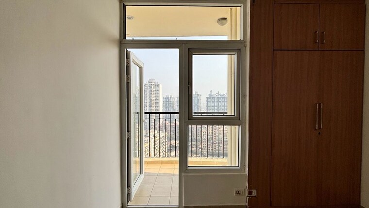 Room, angel-jupiter 3 Bedroom 902 Sq.Ft. Apartment In Ahinsa Khand 2 Ghaziabad 9947988