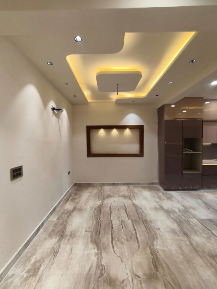 Bedroom, pitampura 4 Bedroom 3000 Sq.Ft. Builder Floor In Pitampura Delhi 9947935
