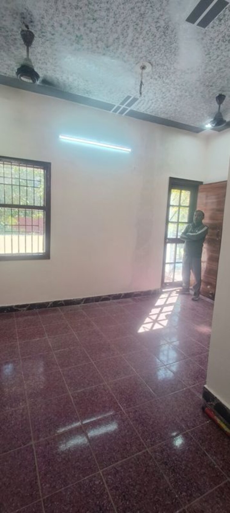 Room, sector 44 1 Bedroom 400 Sq.Ft. Independent House In Sector 44 Chandigarh 9947994