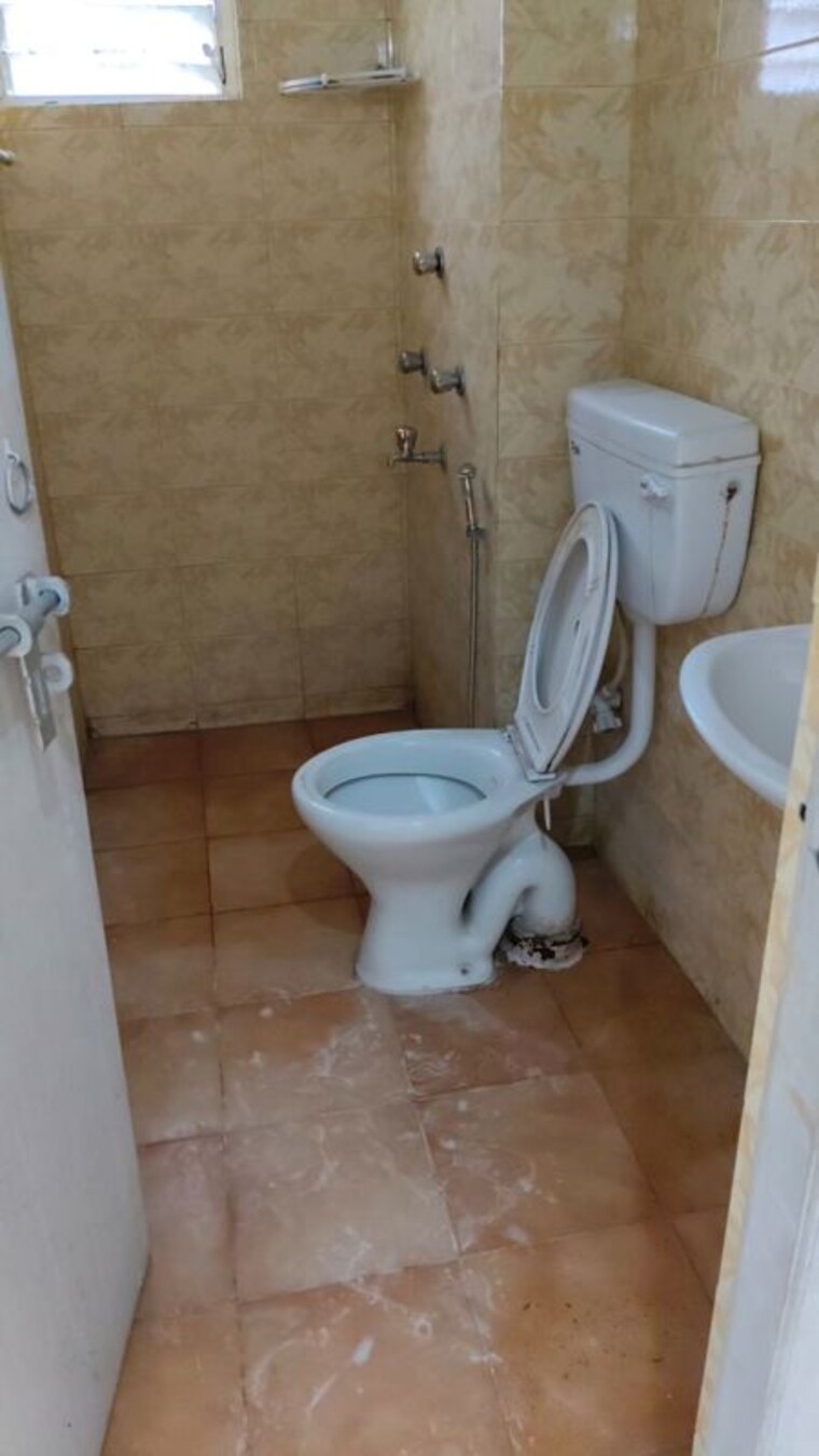 Bathroom, bengal-dcl-sampoorna 2 Bedroom 720 Sq.Ft. Apartment In Rajarhat Kolkata 9947996