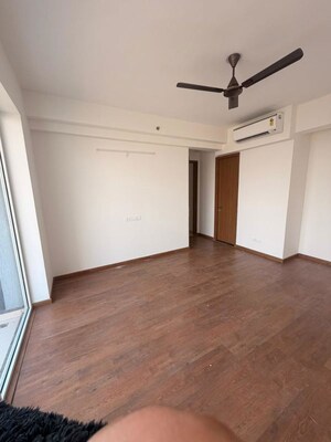 4 BHK Apartment For Rent in Godrej Woods, Sector 43
