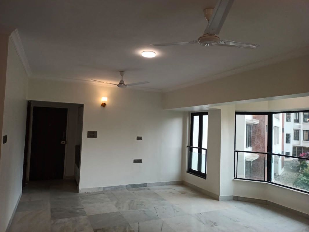 4 BHK + Servant Room,Study Room 1740 Sq.Ft. Apartment in Prabhadevi CHS