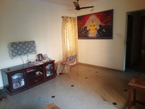 Furnished Amenities in 2 BHK Apartment at Neelkanth Girija, Vartak Nagar – for Sale