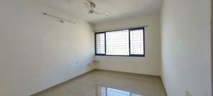 Room in 2.5 BHK Apartment at Nanded Lalit, Sinhagad Road – for Rent