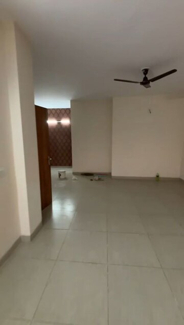 Hall in 2.5 BHK Builder Floor at Wave Prime Floors, Wave City – for Rent