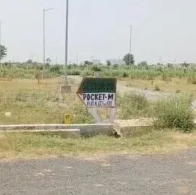 Plot For Sale in Kasna Industrial Area