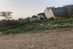 Plot For Sale in Gomti Nagar