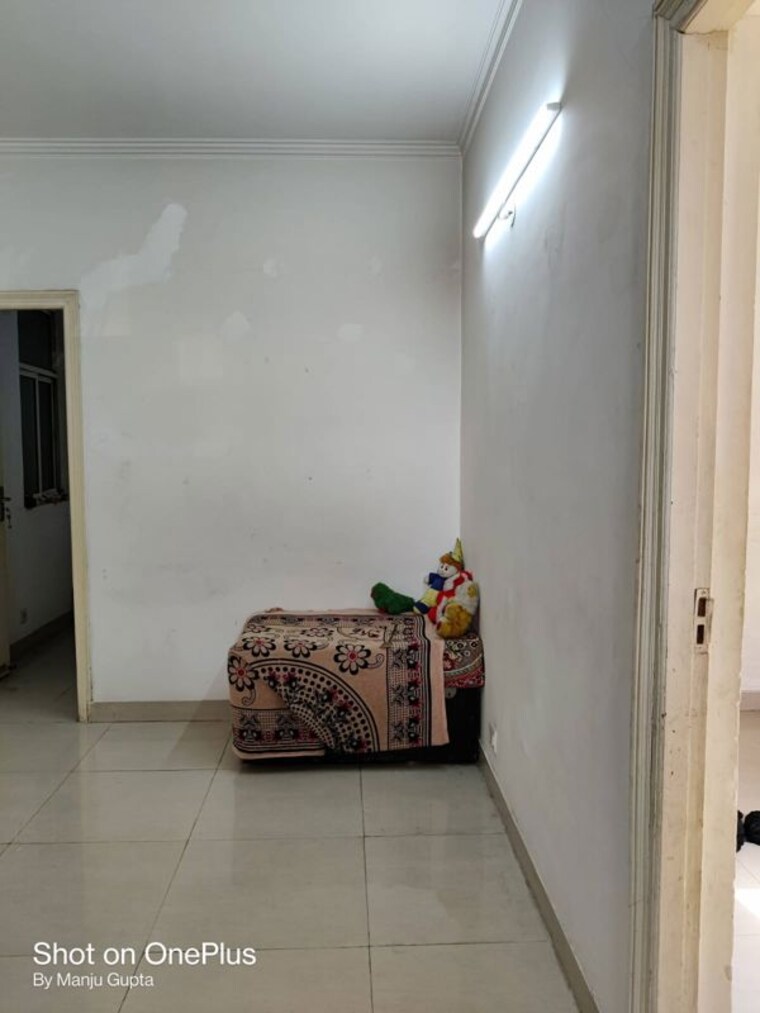 Living Room, dasnac-designarch-e-homes 2 Bedroom 1100 Sq.Ft. Apartment In Upsidc Site C Greater Noida 9948069