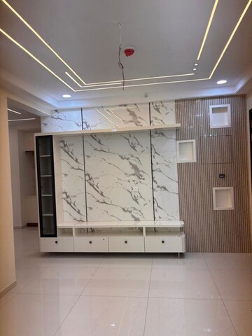 Room in 3 BHK Apartment at Rajapushpa Provincia, Narsingi – for Rent