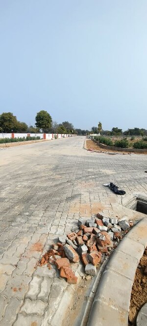  Plot For Sale in Renwal Manji