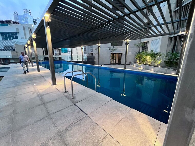 Swimming Pool, lodha-vista 2 Bedroom 670 Sq.Ft. Apartment In Lower Parel Mumbai 9948093