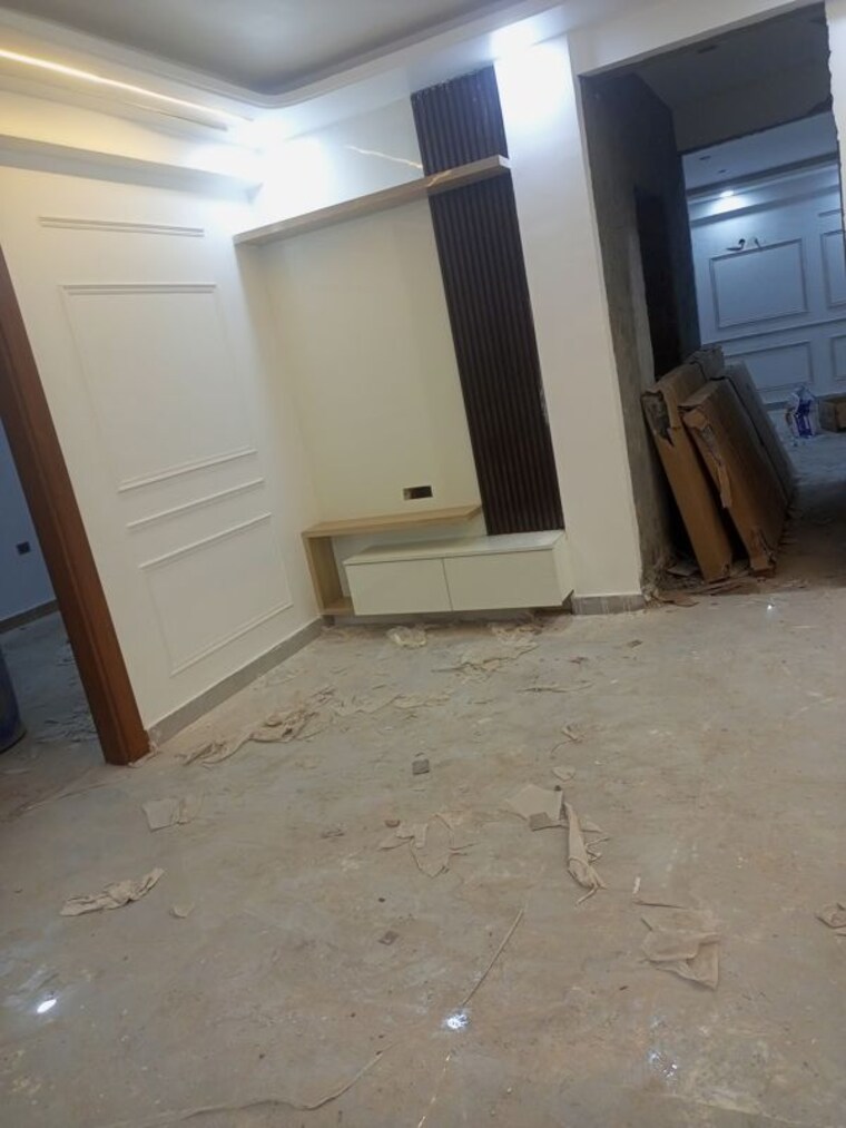 Room, sarfabad village 1 Bedroom 550 Sq.Ft. Builder Floor In Sarfabad Village Noida 9948118