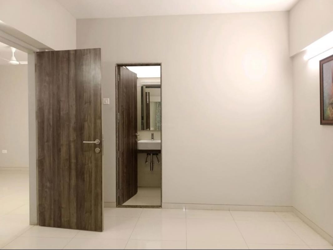 1 BHK + Store Room Apartment For Rent in Aarti CHS Goregaon