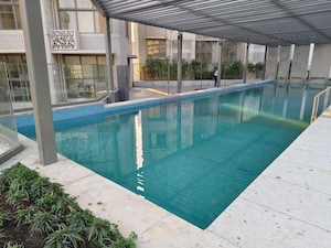 Swimming Pool in 3 BHK Apartment at Lodha Vista, Lower Parel – for Sale