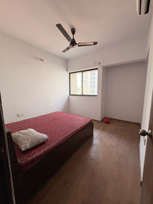 2 BHK + Pooja Room Apartment For Rent in Lodha Palava Urbano D And E