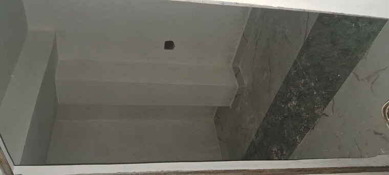 Bathroom, aman vihar 4 Bedroom 2700 Sq.Ft. Builder Floor In Aman Vihar Dehradun 9948174