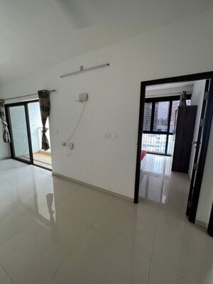 Room in 2 BHK Apartment at Duville Riverdale Heights, Kharadi – for Rent