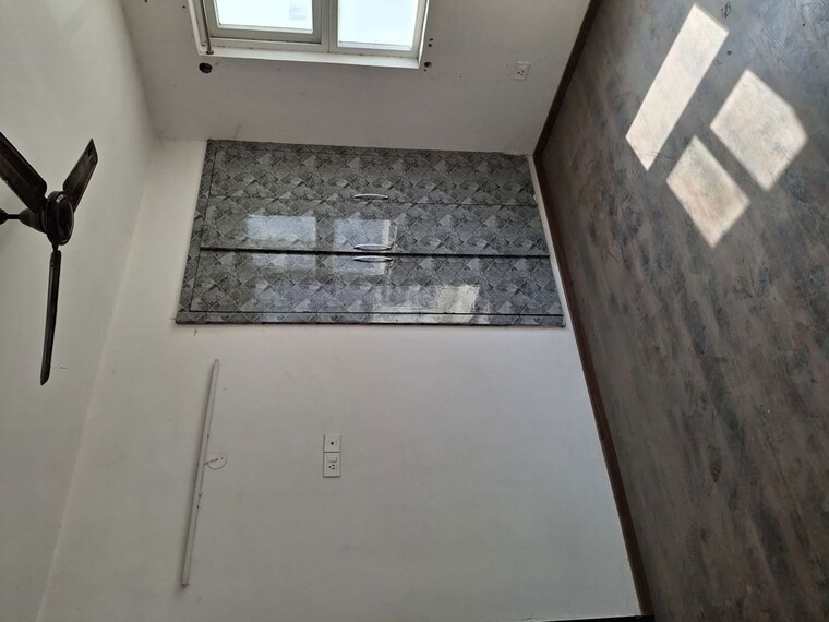 Room, urban-axis-urban-woods 2.5 Bedroom 1000 Sq.Ft. Apartment In Sushant Golf City Lucknow 9948192