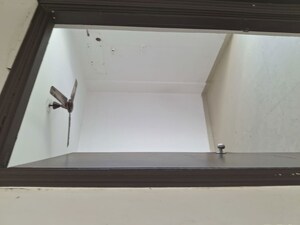 Room in 2.5 BHK Apartment at Urban Axis Urban Woods, Sushant Golf City – for Rent