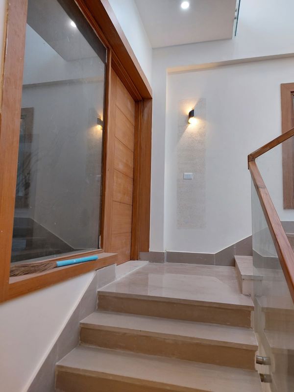 2 BHK Builder Floor For Rent in Sector Swarn Nagri
