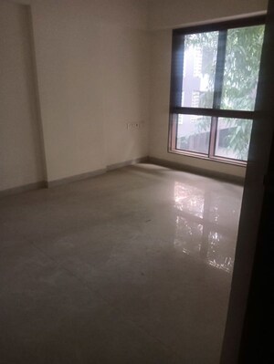 2 BHK Apartment For Rent in K Raheja Heights, Malad East