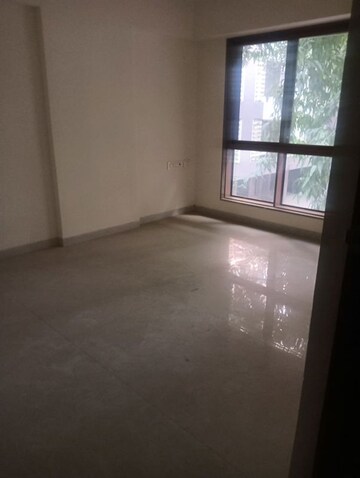 2 BHK Apartment For Rent in K Raheja Heights, Malad East