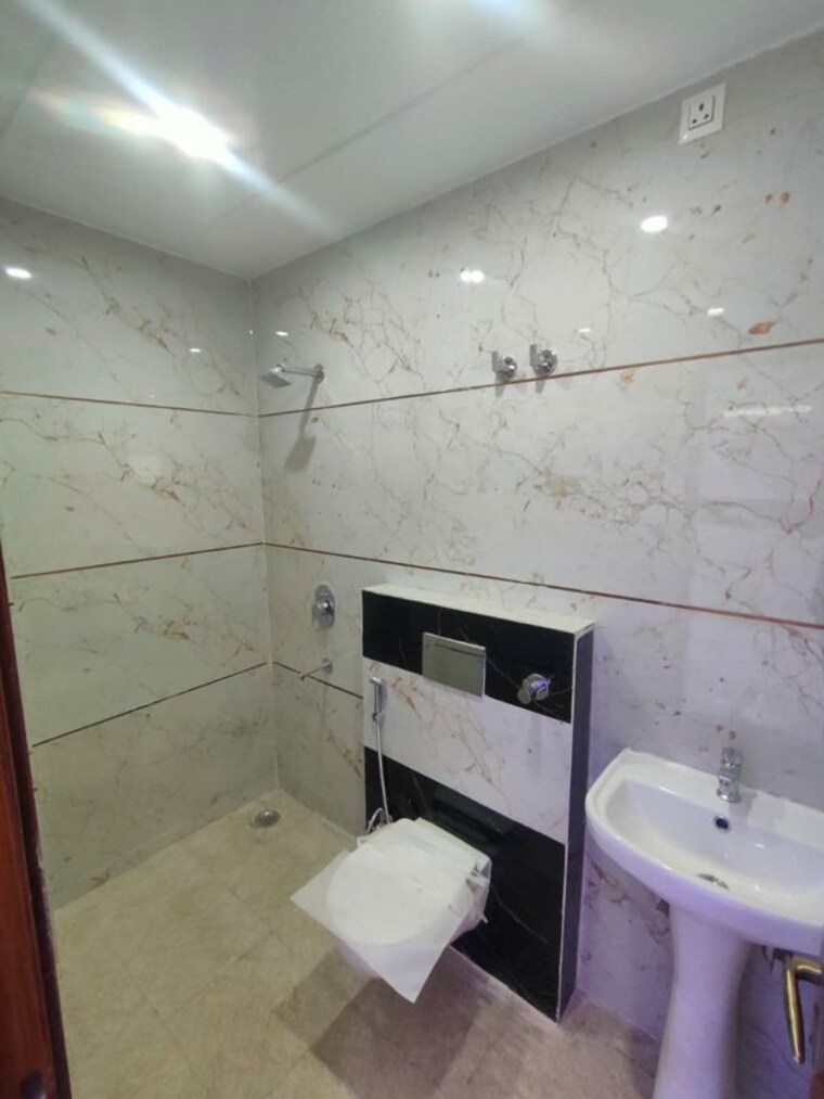 Kitchen, aman vihar 3 Bedroom 1800 Sq.Ft. Builder Floor In Aman Vihar Dehradun 9948279