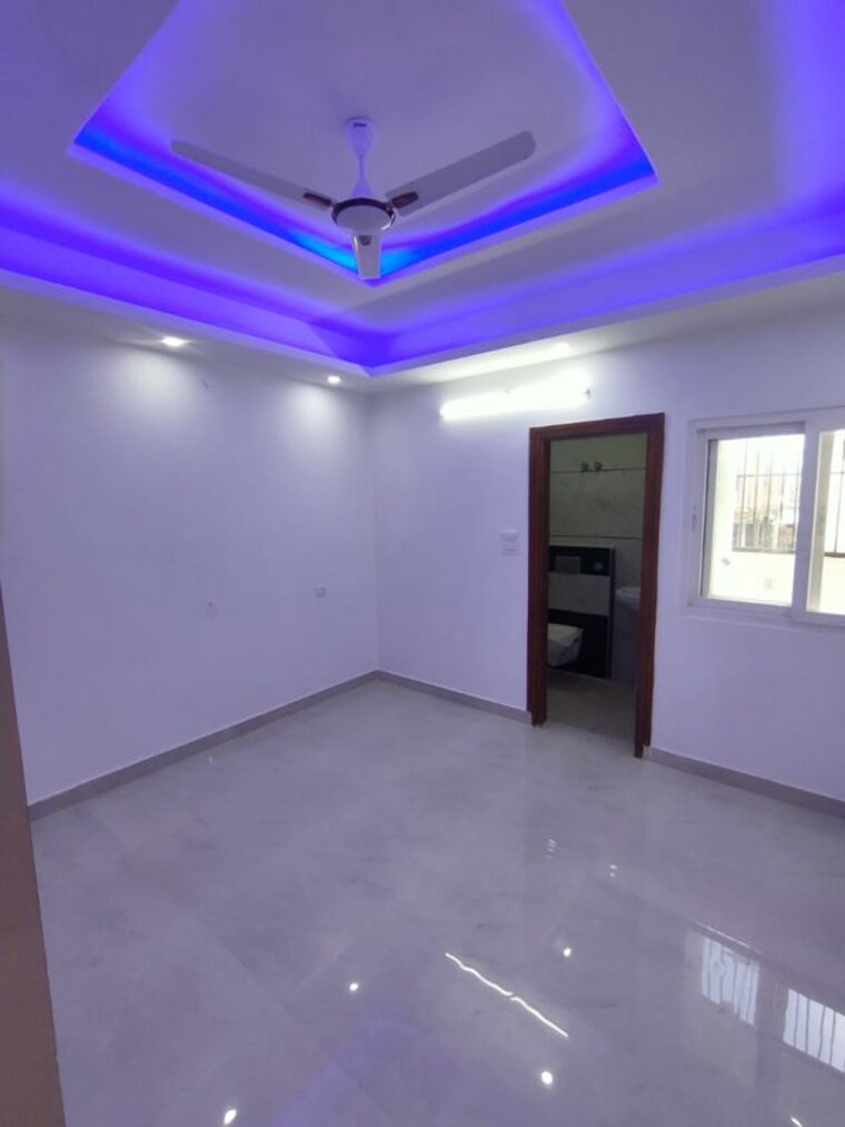 Room, aman vihar 3 Bedroom 1800 Sq.Ft. Builder Floor In Aman Vihar Dehradun 9948279