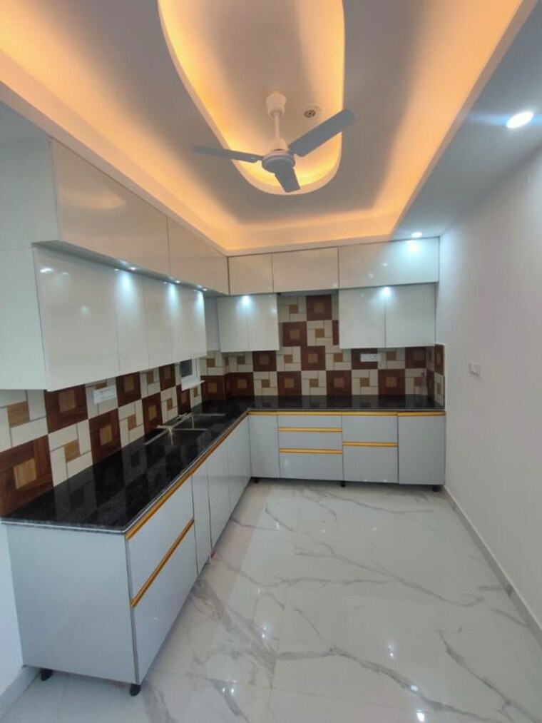 Kitchen, aman vihar 3 Bedroom 1800 Sq.Ft. Builder Floor In Aman Vihar Dehradun 9948279