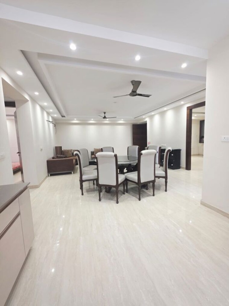 Master Bedroom, saket 3 Bedroom 1900 Sq.Ft. Builder Floor In Saket Delhi 9948285