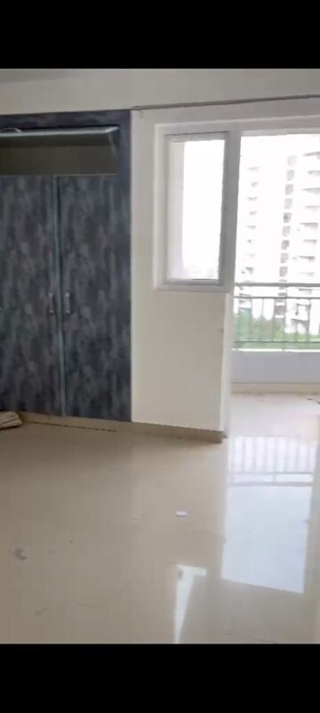 Room in 3 BHK Apartment at Anant Raj Maceo, Sector 91 – for Sale