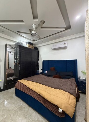 Bedroom in 3 BHK Builder Floor at Vasant Kunj – for Rent