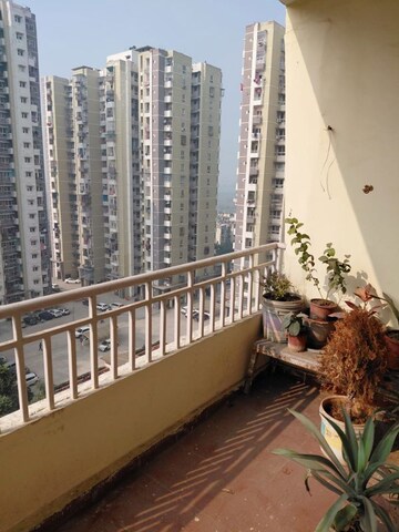 3.5 BHK Apartment For Rent in UPAVP Ganga Yamuna And Hindon Enclave, Pratap Vihar
