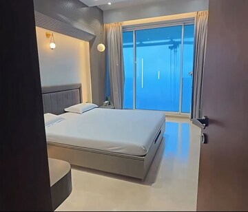 Room in 4 BHK Apartment at Raheja Imperia, Worli – for Sale