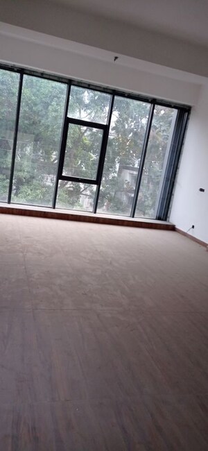  Office Space For Rent in Salugara