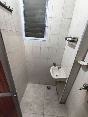 Bathroom in 1 BHK Apartment at Green Field B CHS LTD, Andheri East – for Rent