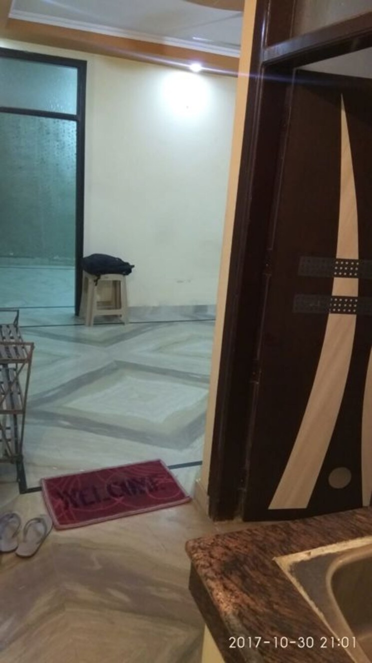 Room, laxmi nagar 2 Bedroom 511 Sq.Ft. Builder Floor In Laxmi Nagar Delhi 9948741