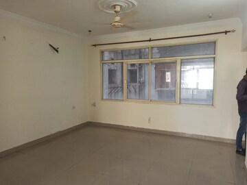 Room in 3 BHK Apartment at Samiah Melrose Avenue, Vrindavan Yojna – for Sale