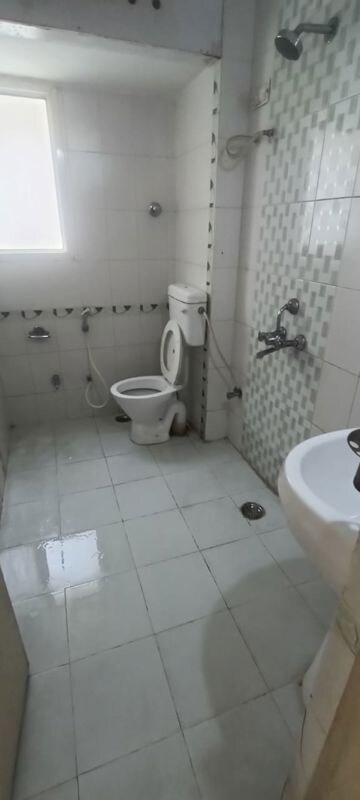 Master Bedroom in 3 BHK Apartment at Samiah Melrose Avenue, Vrindavan Yojna – for Sale