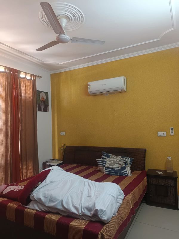 3 BHK + Store Room Apartment For Sale in Pir Machalla